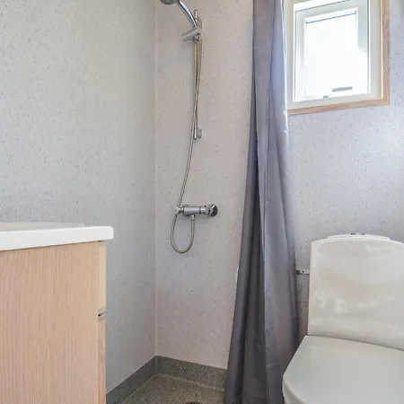 23 * Thyborøn
