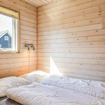 23 * Thyborøn